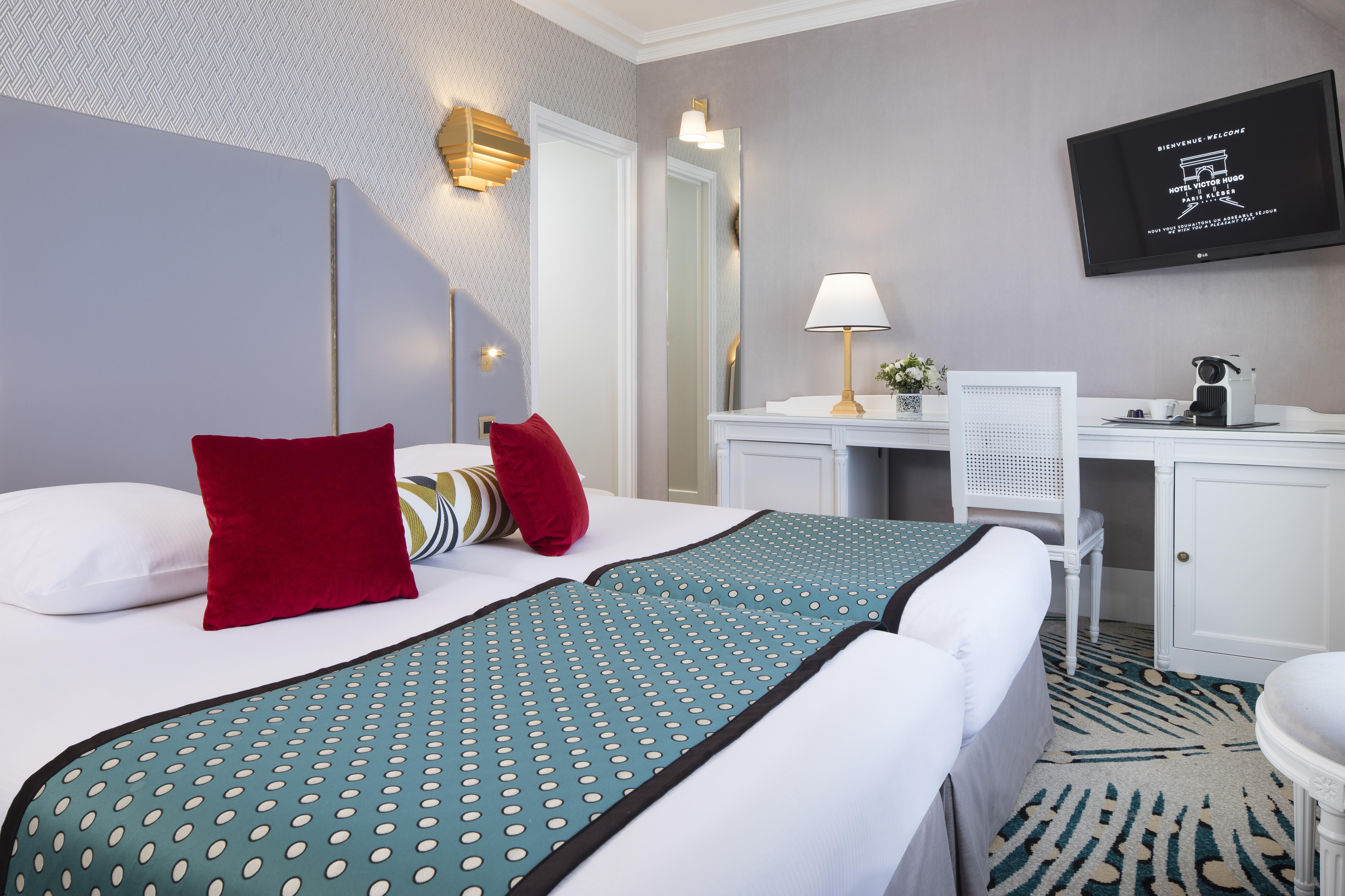 Victor Hugo Kléber Hotel